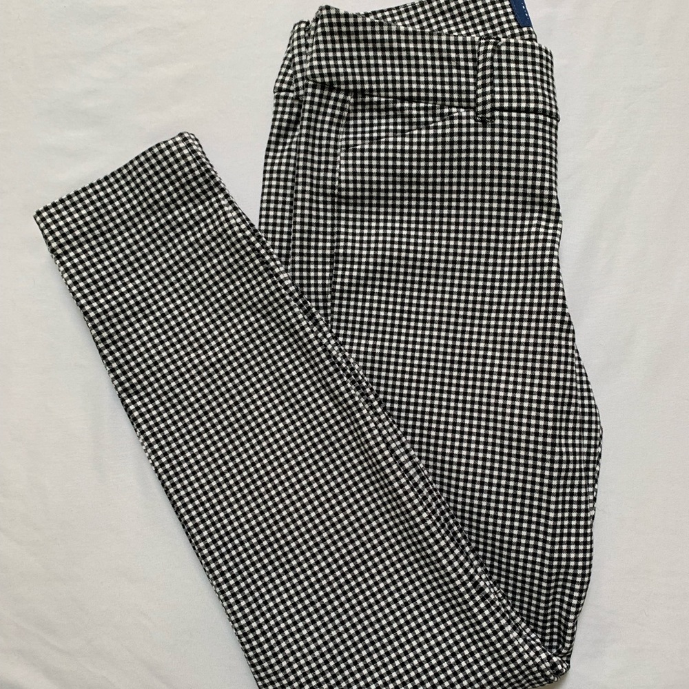 Old Navy Pixie Pants - Houndstooth - NWOT